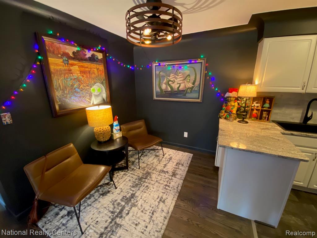 995 N Cass Lake Road, 237, Waterford, MI 48328 — Photo 5