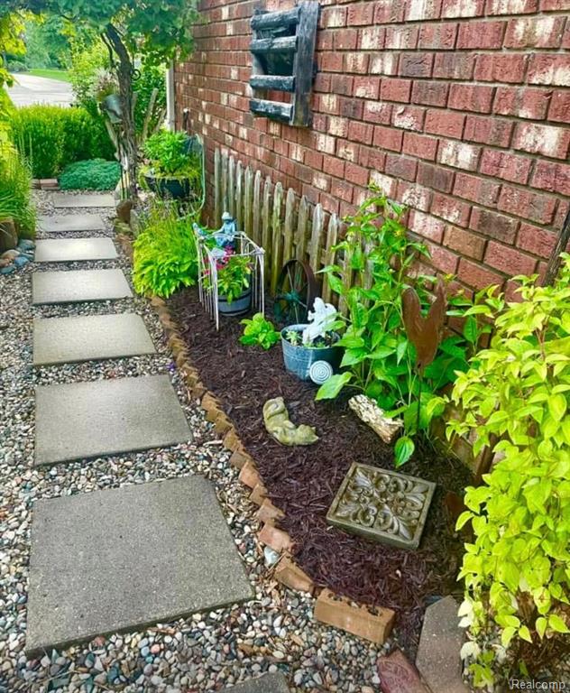 44388 Thunder Bay Drive, Clinton Twp, MI 48038 — Photo 27
