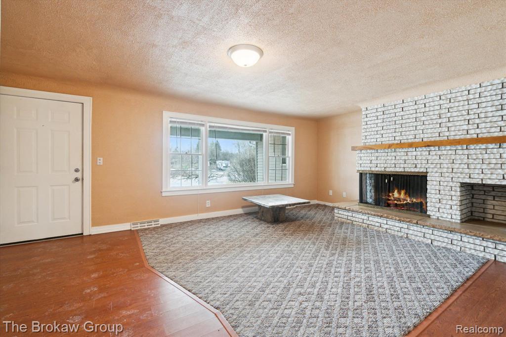 4212 LENNON Road, Flint, MI 48507 — Photo 53