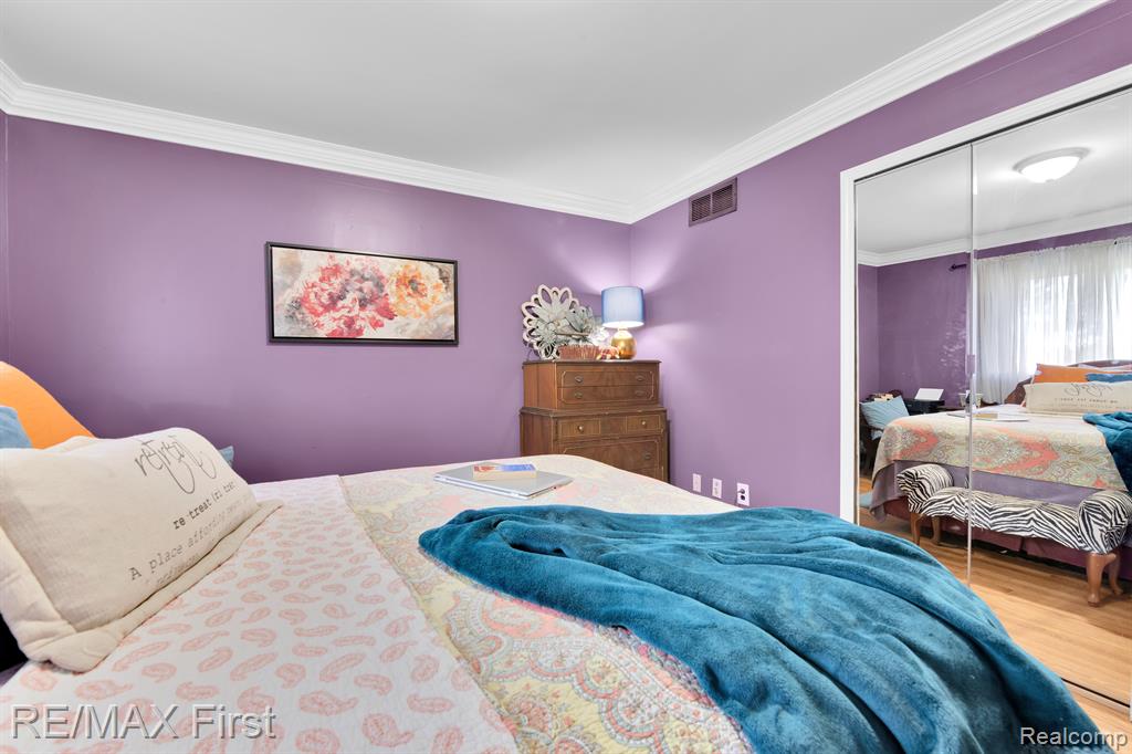 47787 JEFFERSON Avenue, Chesterfield, MI 48047 — Photo 21
