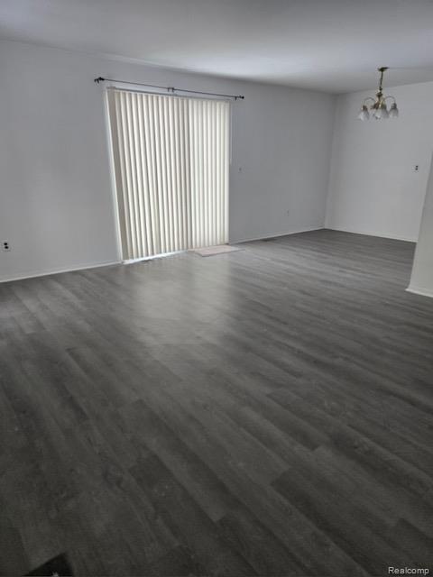 8338 E HICKORY Drive, Sterling Heights, MI 48312 — Photo 2