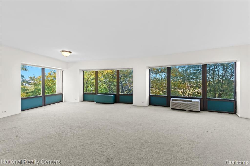 5000 Town Center, 408, Southfield, MI 48075 — Photo 6