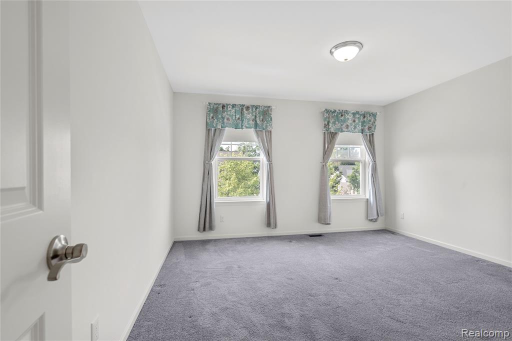 48884 Garden Lane, Canton, MI 48188 — Photo 19