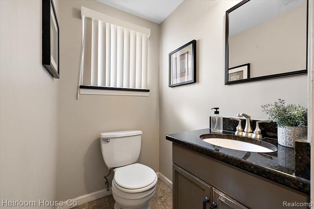 8915 Sioux, Redford, MI 48239 — Photo 12