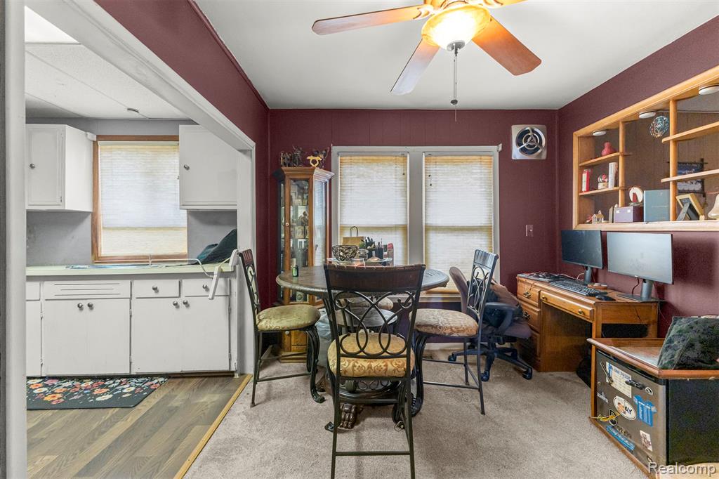 5706 Robindale Avenue, Dearborn Heights, MI 48127 — Photo 9