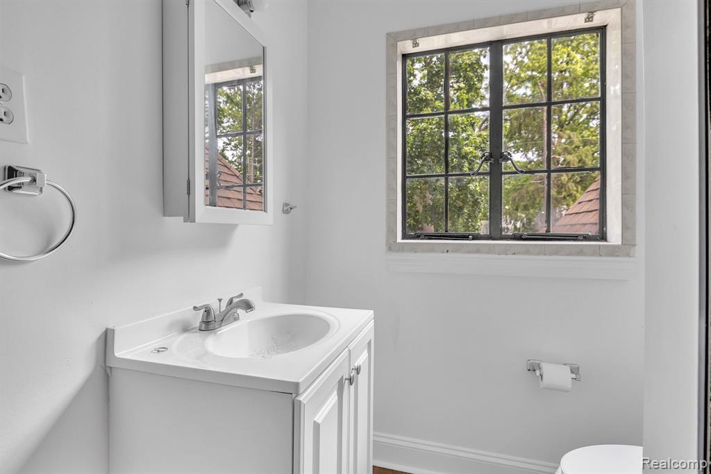 19510 Stratford Road, Detroit, MI 48221 — Photo 35