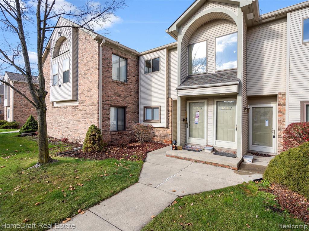 42740 LILLEY POINTE Drive, Canton, MI 48187 — Photo 23