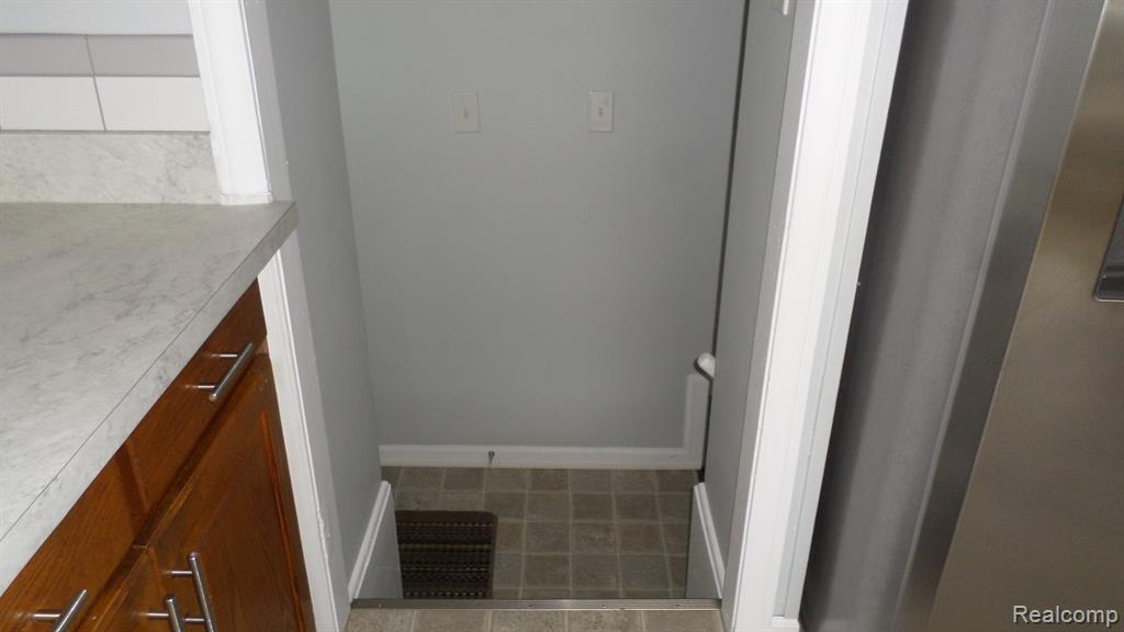 22463 Nevada Avenue, Eastpointe, MI 48021 — Photo 41