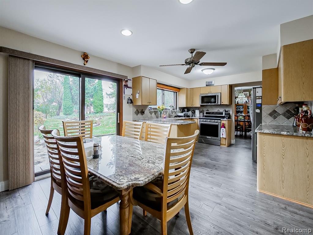 5152 Bayside Drive, Troy, MI 48098 — Photo 20