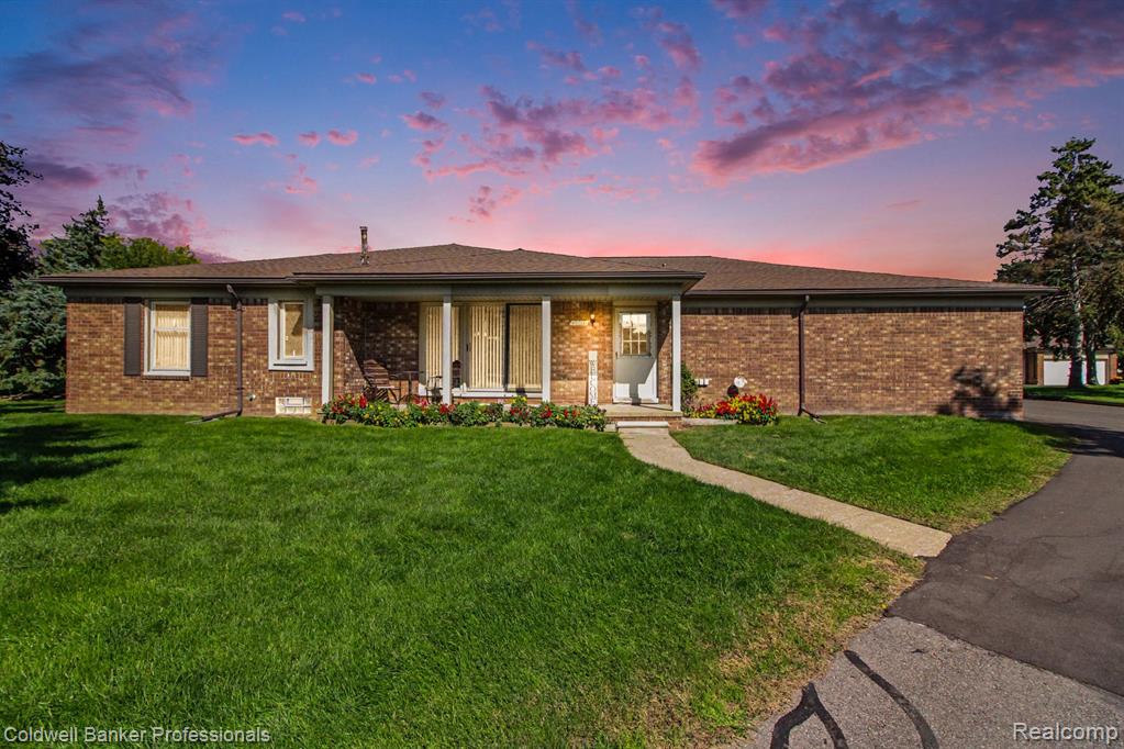 49280 Arlington Court, Shelby Twp, MI 48315