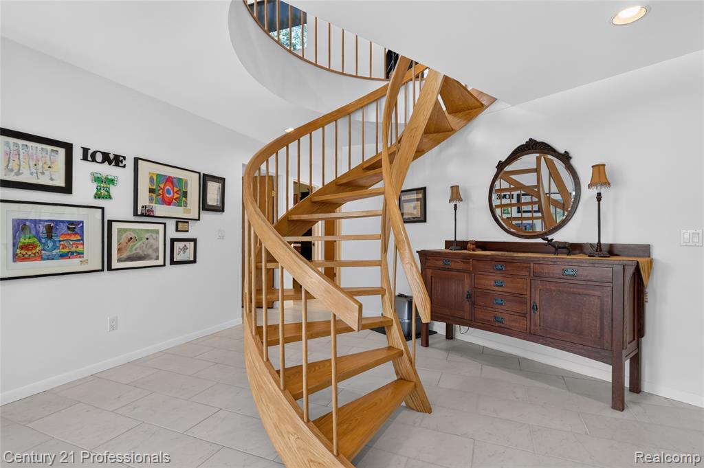5255 Oak Hill Trail N, Commerce Twp, MI 48382 — Photo 48