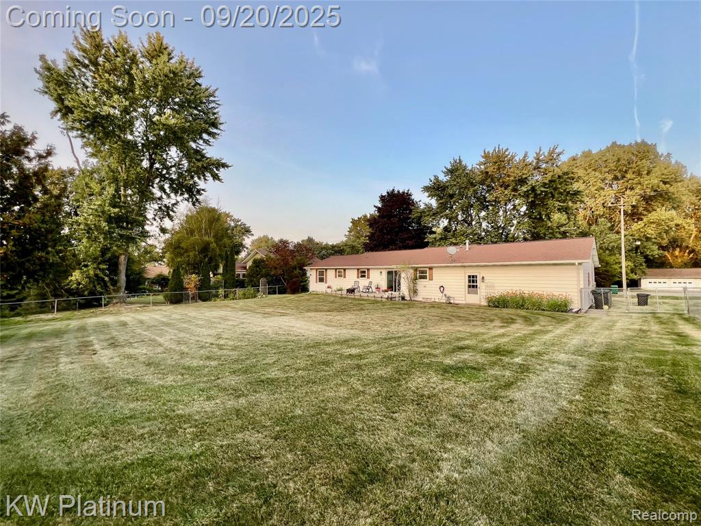 3551 STRAWBERRY Lane, Port Huron, MI 48060 — Photo 27