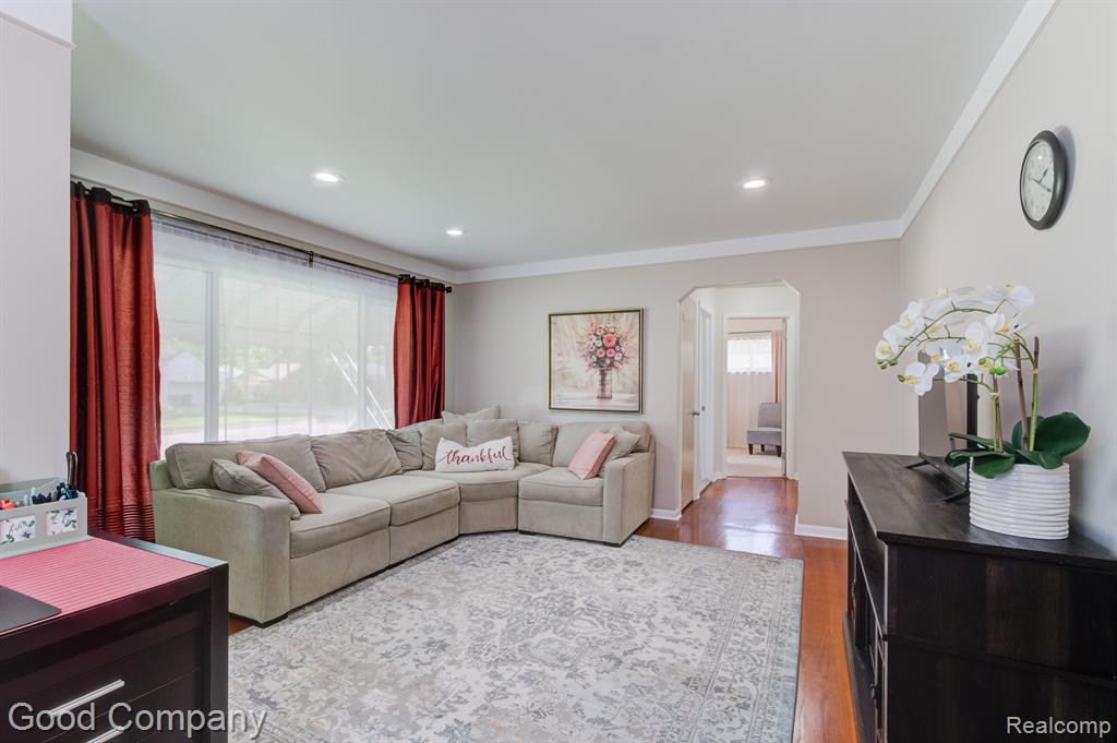 663 GOODALE Avenue, Clawson, MI — Photo 5