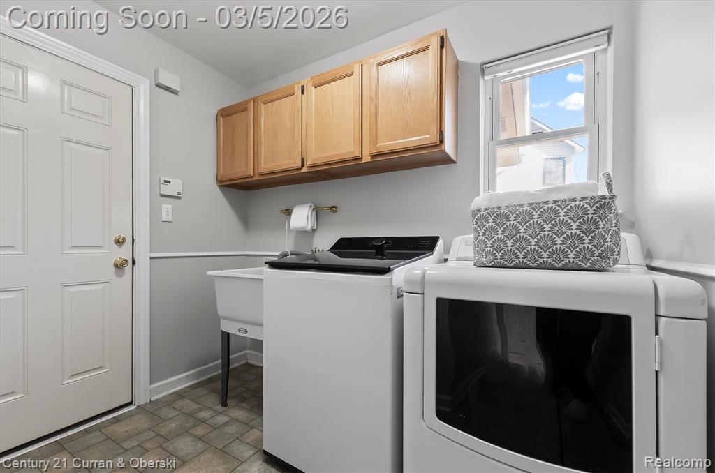 43552 Karli Lane, Canton, MI 48188 — Photo 34