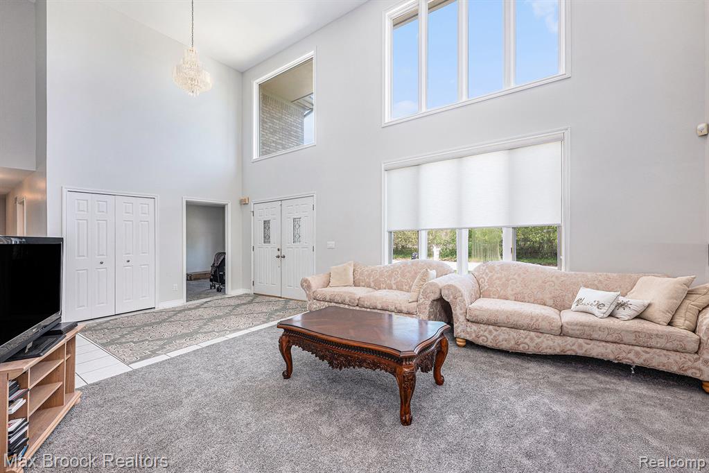 6011 MAPLE FOREST, West Bloomfield, MI — Photo 4