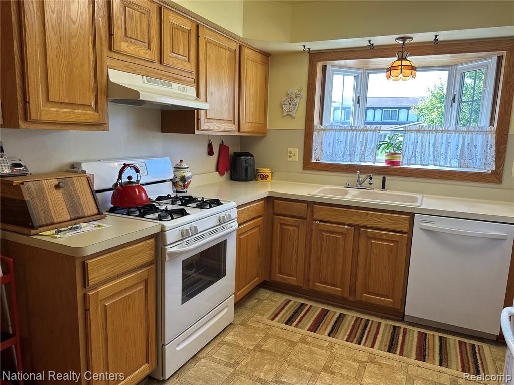 1213 E Franciscan Court, Canton, MI 48187 — Photo 15