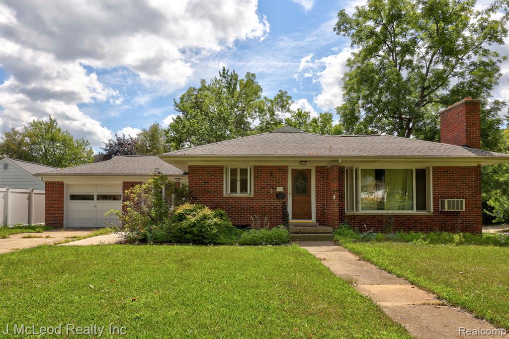 703 W Burnside Street, Caro, MI 48723 — Photo 3