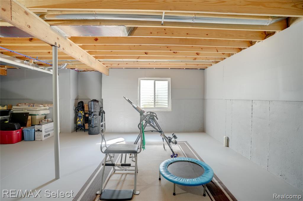8235 Linden Road, Swartz Creek, MI 48473 — Photo 44