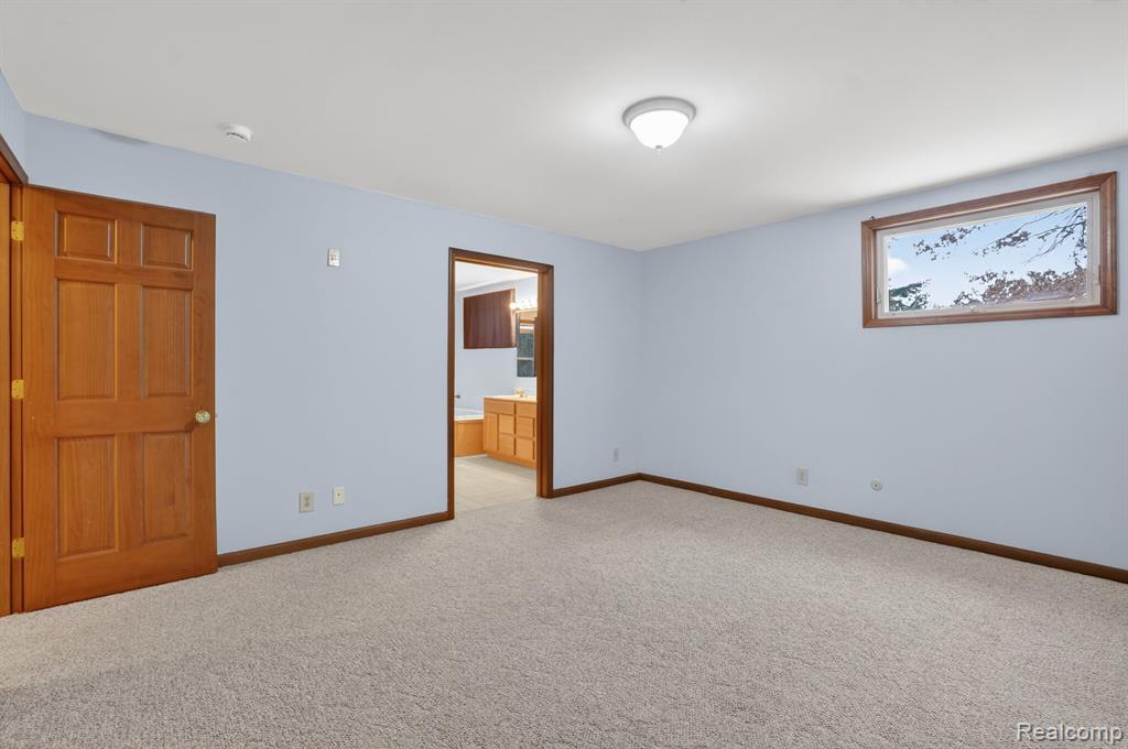 5099 Shields Road, Holly, MI 48442 — Photo 25