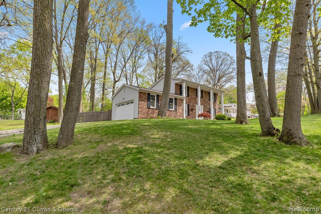 4400 HIGHFIELD Road, Waterford, MI 48329 — Photo 4