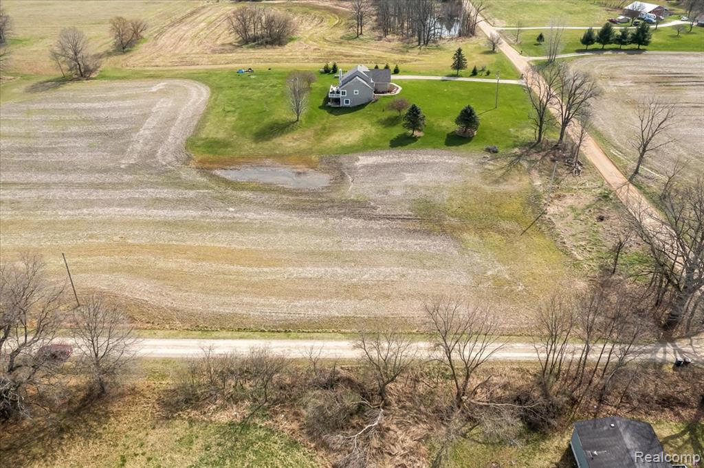 N Schrepfer Road, Howell, MI 48855 — Photo 2