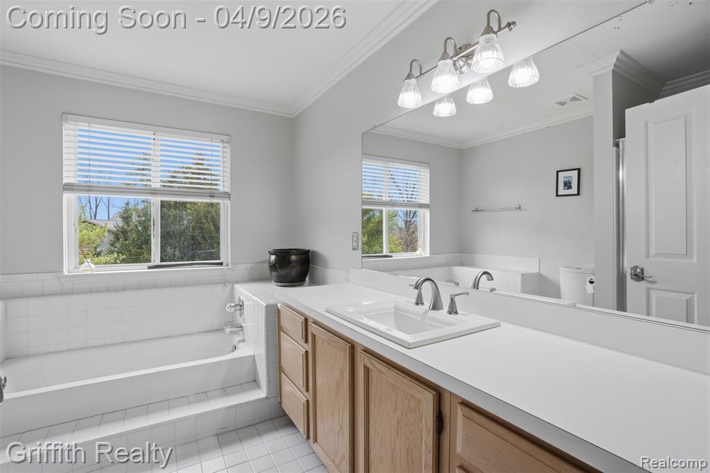 938 Meadowbrook Court, Milford, MI 48381 — Photo 30