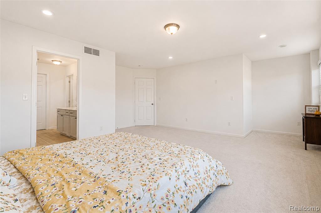 51172 Quaker Lane, Canton, MI 48187 — Photo 25