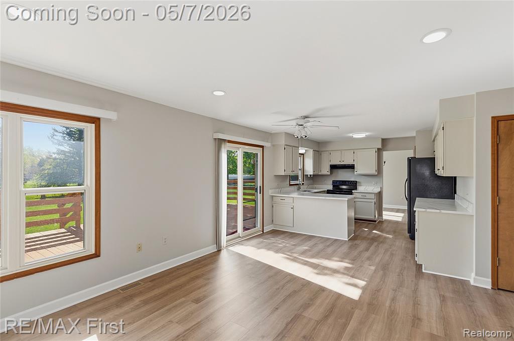 1800 Hillman Drive, Troy, MI 48083 — Photo 18