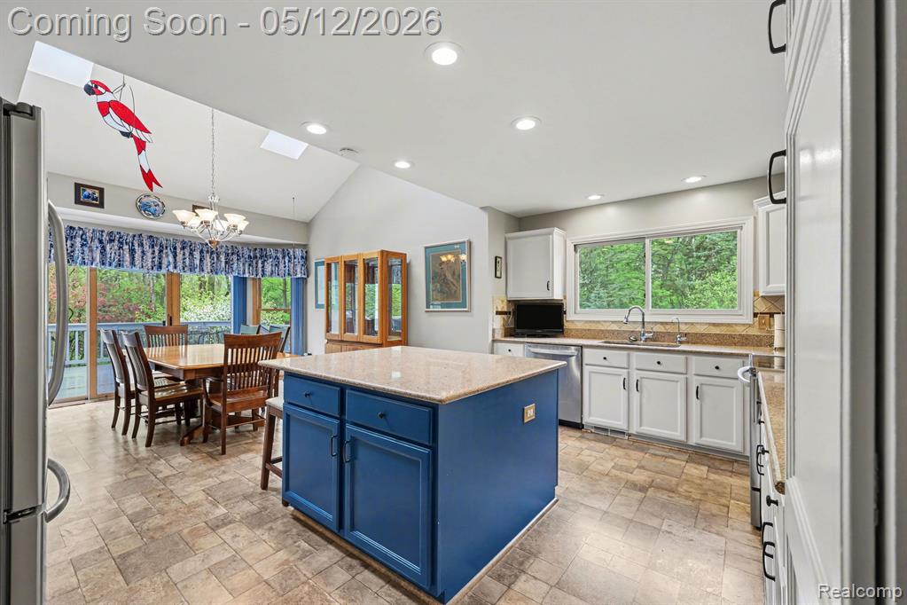 43820 Pinot Noir Drive, Sterling Heights, MI 48314 — Photo 15