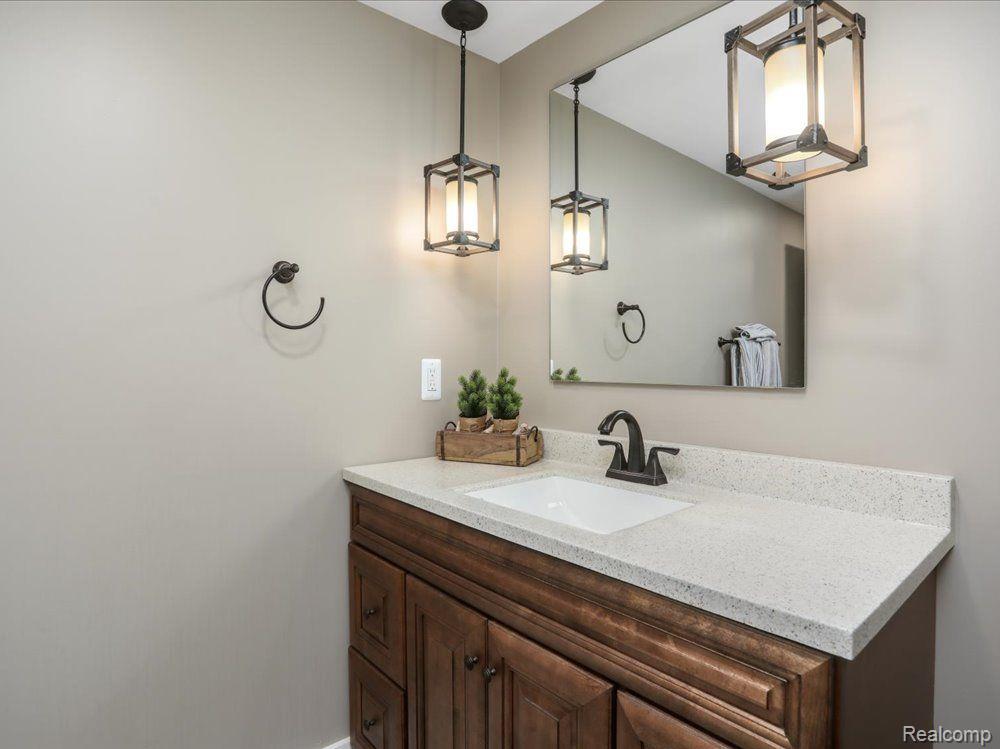 50565 Mayfield East Court, Canton, MI 48187 — Photo 49