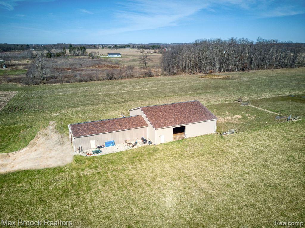 8661 TURNER Road, Imlay City, MI 48444 — Photo 12