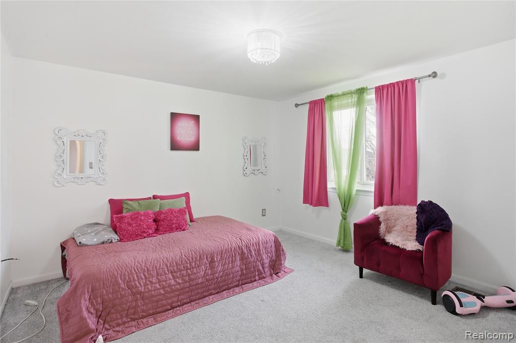 16213 Haverhill Drive, Macomb, MI 48044 — Photo 36