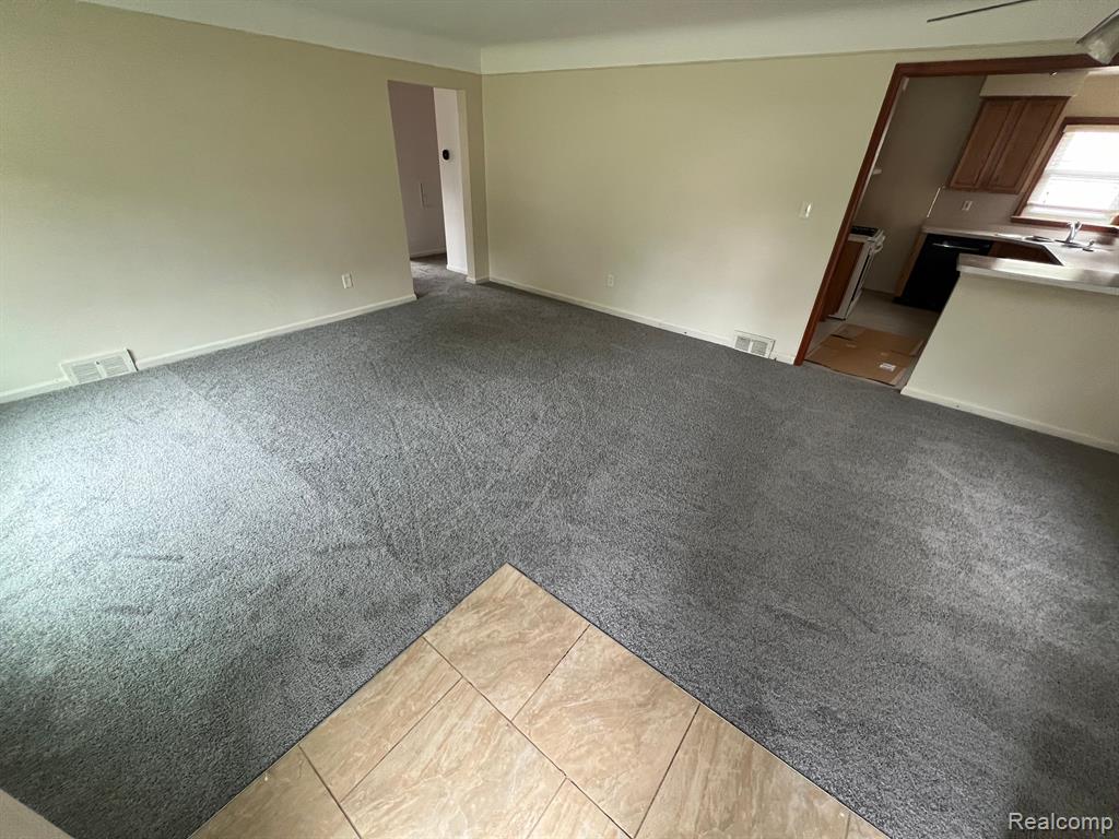 6929 WHITBY Street, Garden City, MI — Photo 3