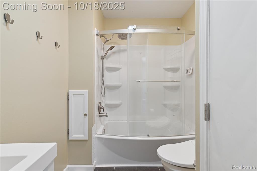 5696 Huntington Court, Ypsilanti, MI 48197 — Photo 35