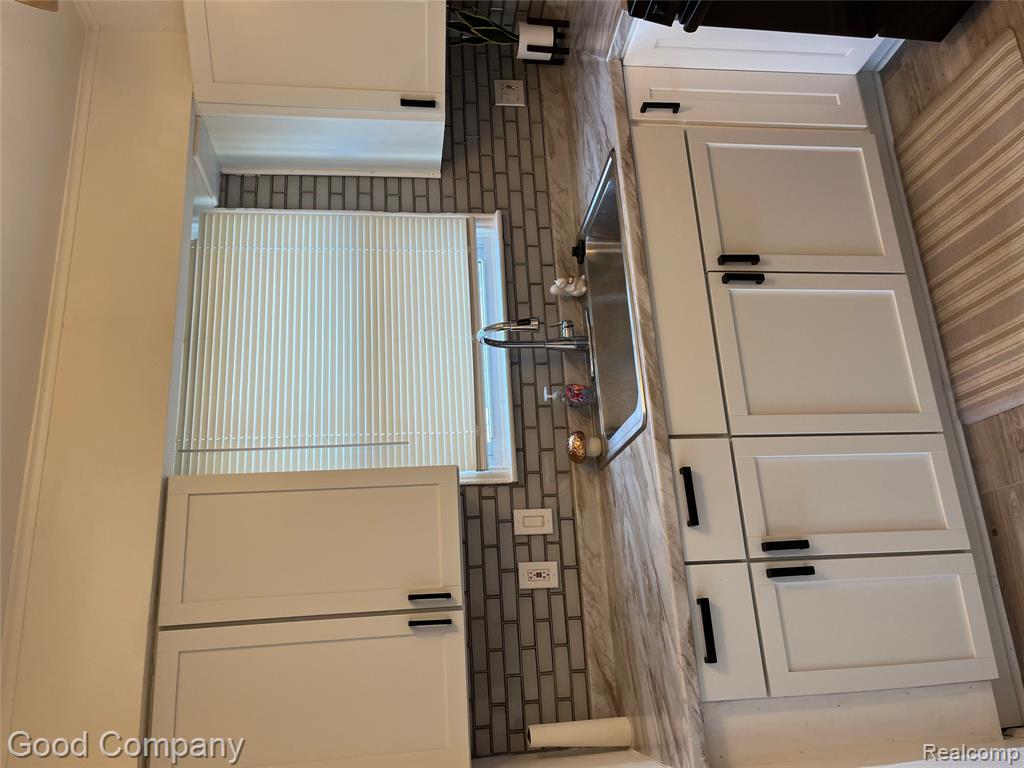 19469 Whitcomb Street - Photo 4