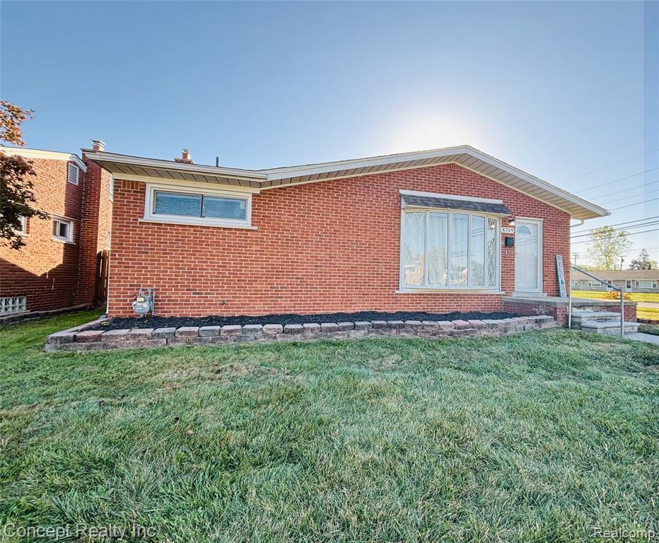 4709 23rd Street, Wyandotte, MI 48192 — front exterior