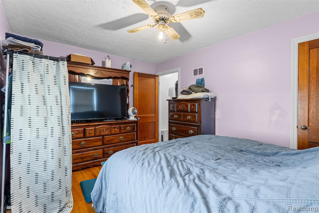 821 Ryan Street, Owosso, MI 48867 — Photo 19