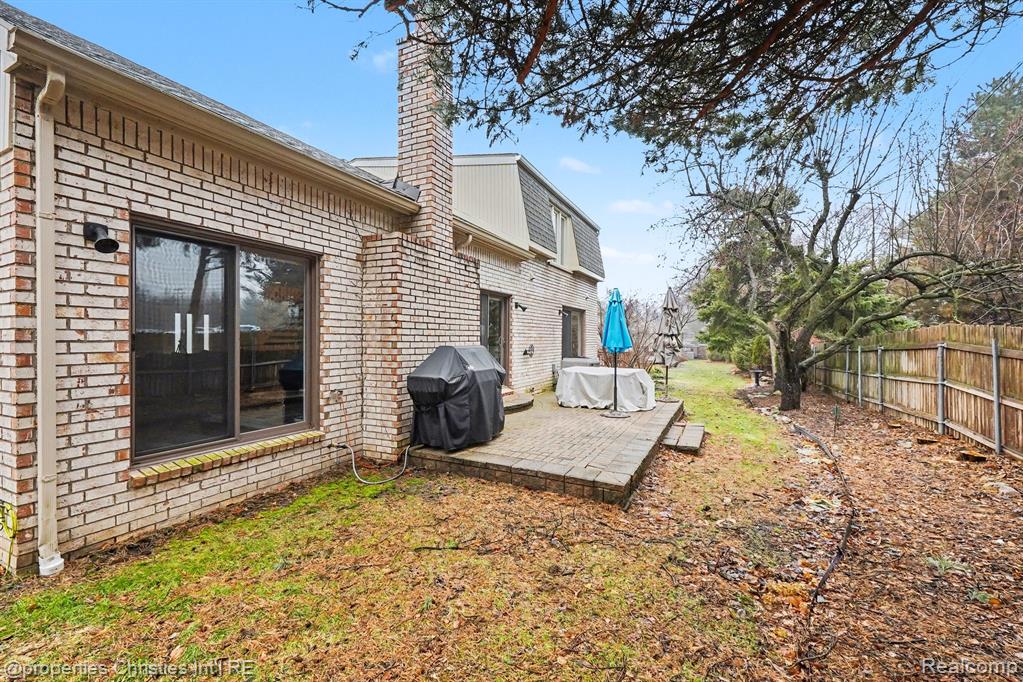 5143 Woodlands Drive, Bloomfield Hills, MI 48302 — Photo 25