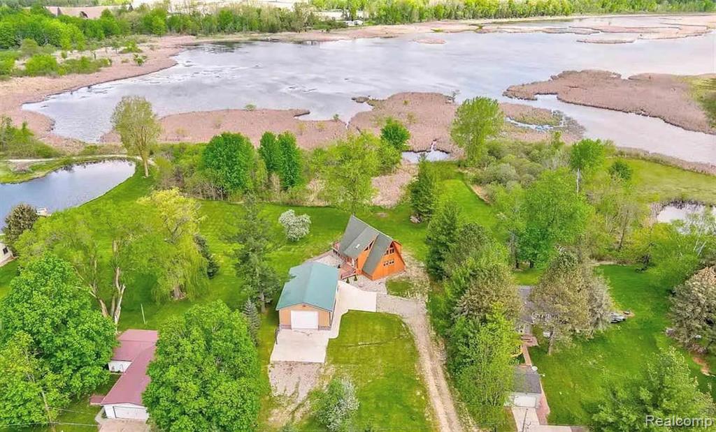 255 Peterman Avenue, Crystal, MI 48818 — Photo 33