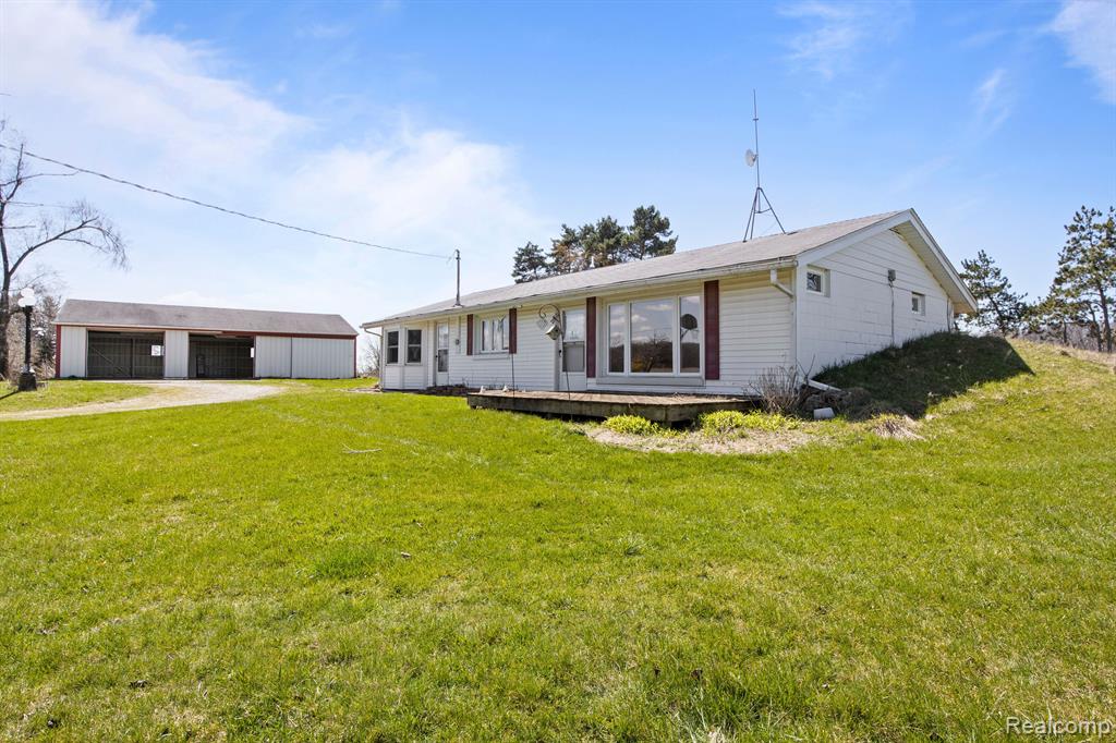10610 N ADRIAN, Tecumseh, MI 49286 — Photo 5