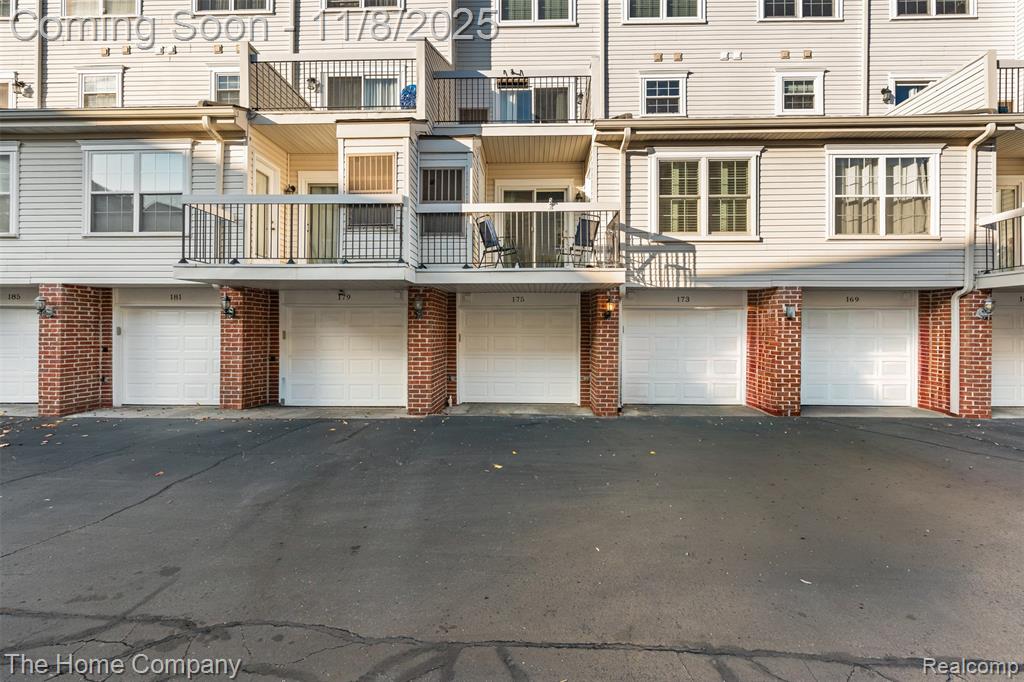 175 W Kenilworth Avenue, Royal Oak, MI 48067 — Photo 28