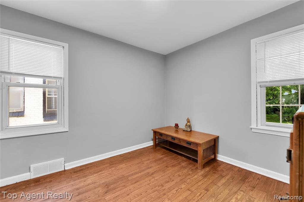 9917 Rutland Street, Detroit, MI 48227 — Photo 15