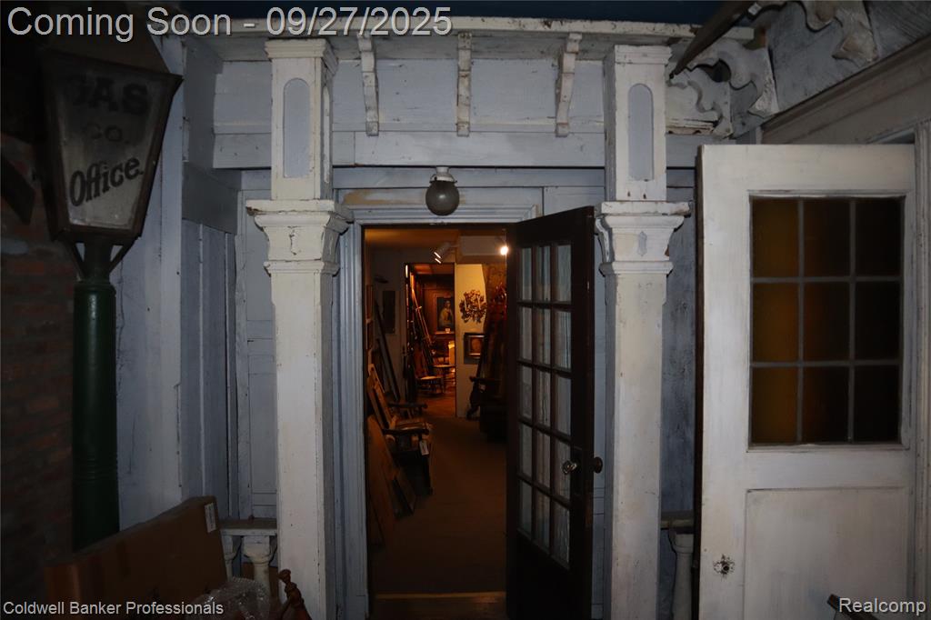 216 S Broad Street, Holly, MI 48442 — Photo 24