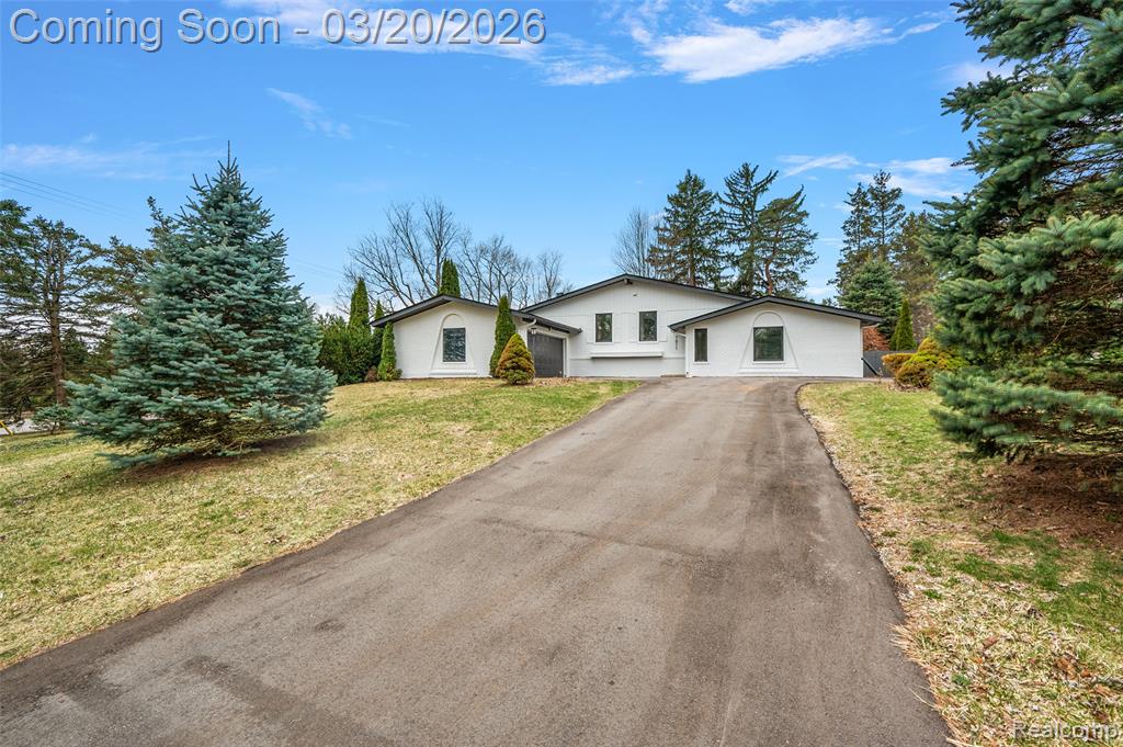 7811 Caberfae Trail, Clarkston, MI 48348 — Photo 11