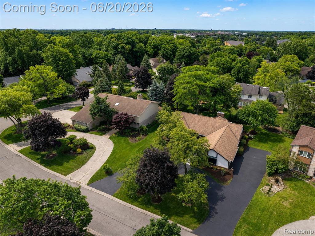4413 Pinehurst Drive, West Bloomfield, MI — Photo 76