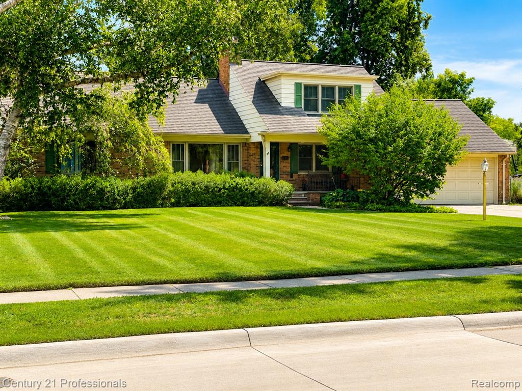 605 Lexington Boulevard, Royal Oak, MI 48073 — front exterior