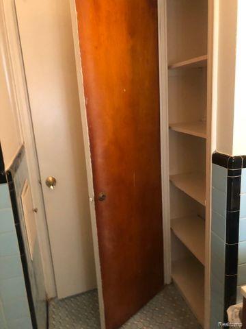 8620 PIERSON Street, Detroit, MI 48228 — Photo 10