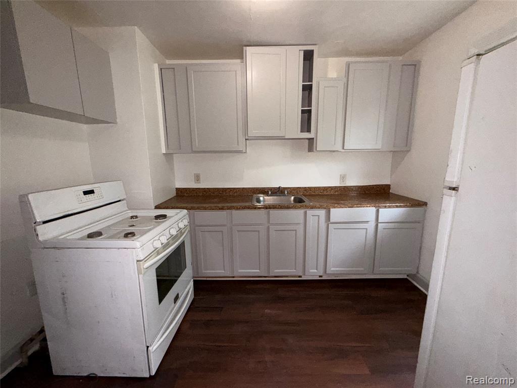 4522 Hereford Street, Detroit, MI 48224 — Photo 13