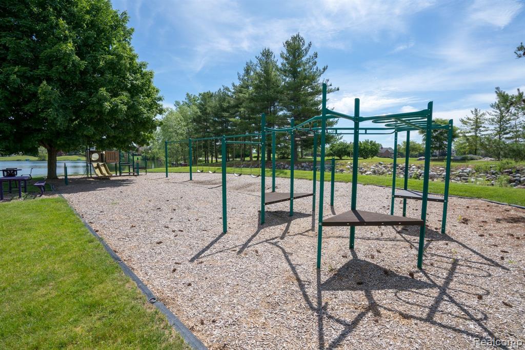 4870 DORAL Drive, Ann Arbor, MI 48108 — Photo 58