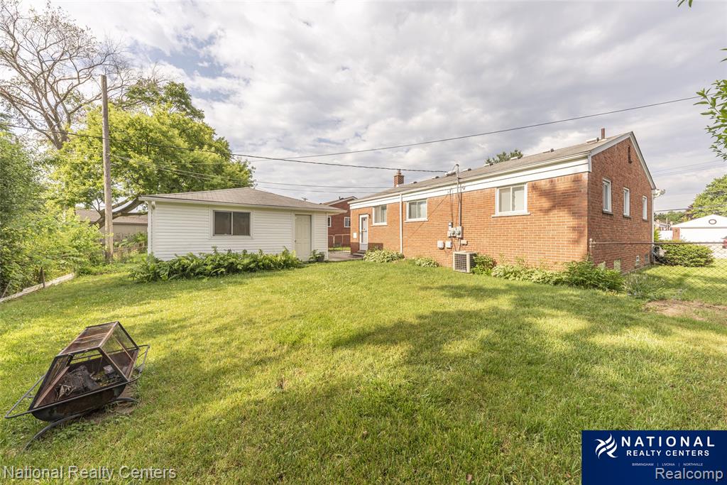 6718 FAIRFIELD Street, Garden City, MI — Photo 3